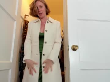 girl pretendlunch image #2370722