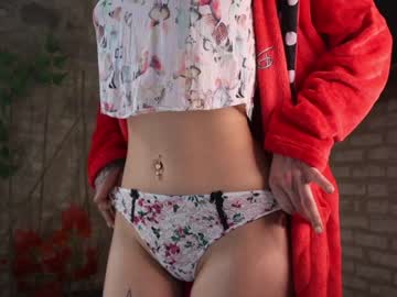 girl welcome2pleasureland image #1198301