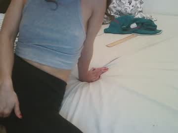 girl toffifeeication image #3992586