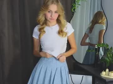 girl emilyhewell image #6992178