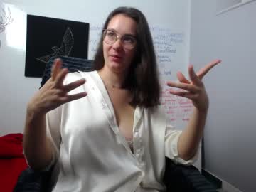 girl yourcrazyneightbor image #2935199