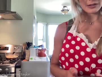 girl phoenix_taylor image #1760635