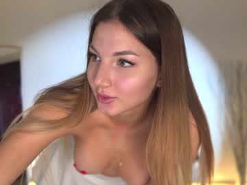 girl kelly_the_horniest image #5527098