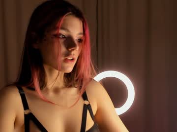 girl pinkncrazy image #3070032