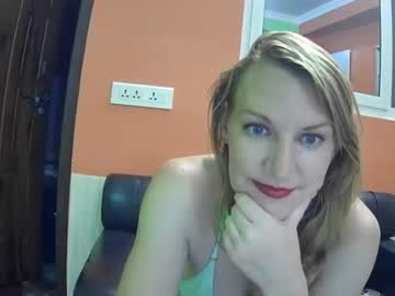 girl biancaandhubby image #4668885