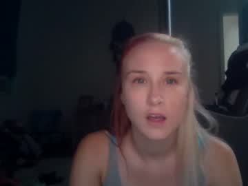 girl lessclothesmorefunn image #2682639