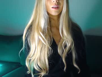 girl pervyblonde image #775029