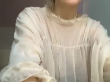 girl holydori image #1400024