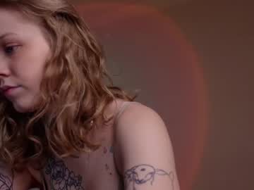 girl tendertainted image #2104978