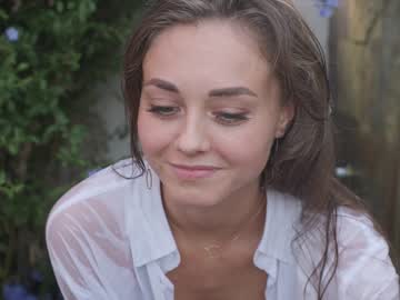 girl lettymoa image #5085141