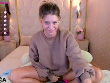 girl millie_milf image #3381018