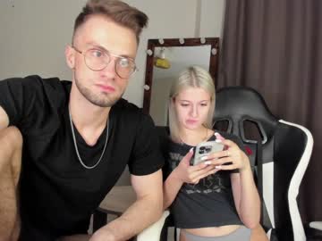 couple dominant_family image #1674040