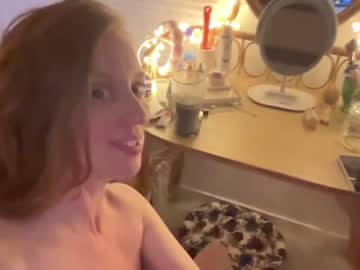 girl pretendlunch image #5145003