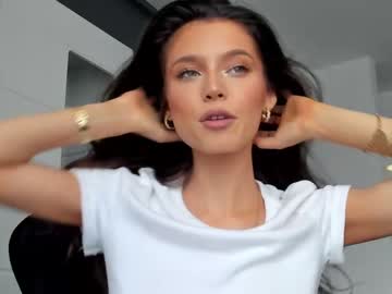 girl isia_slay image #3566493