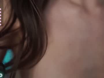 girl angels_kiss image #6319291