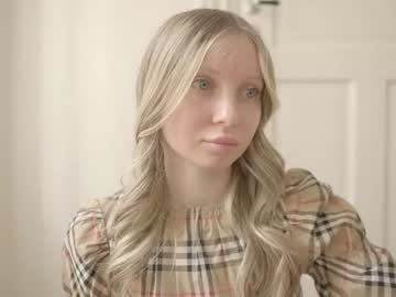 girl pureangeldolores image #6081651