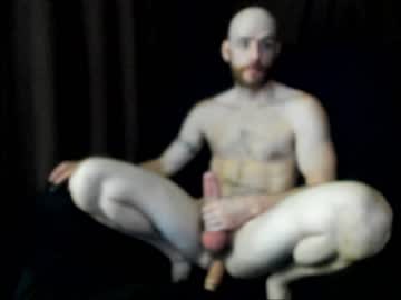 man illuxx image #547161