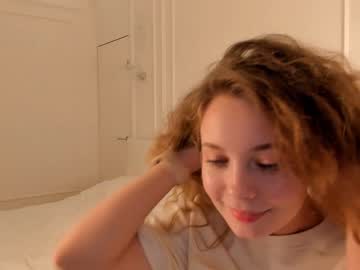 girl landrycarney image #5877626