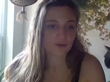 girl glutenfreehulahoops image #1618318
