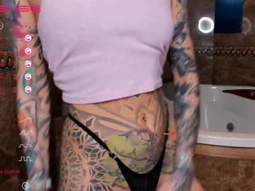 girl nickyneck image #3695823