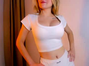 girl helta__skelta image #6978446