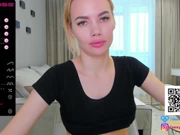girl dontbeshybaby image #3736864