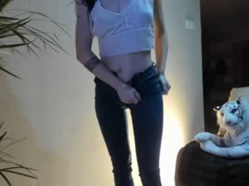 girl sofiaandwonderland image #2479918