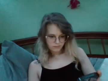 girl linnay18 image #3982558