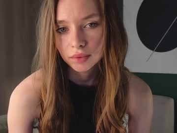 girl elenegilbertson image #6740974