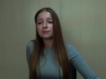 girl emilorel_ image #2433860