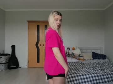girl belle_ellie image #4717913