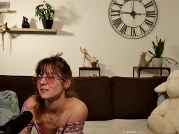 girl _meg image #1027914