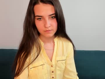 girl zeldaflowers image #6877970