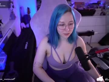 girl blue_mooncat image #6850355