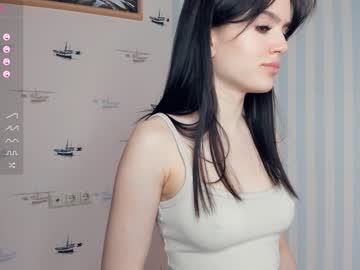 girl fannyhaviland image #6453936