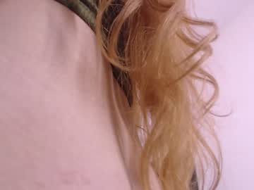 girl annaliese_bach image #685148