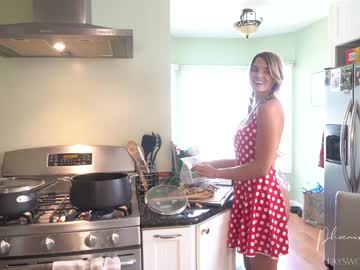 girl phoenix_taylor image #1897907