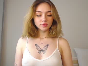 girl adelewilson__ image #4631106
