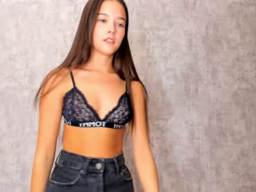 girl amandamedrano image #2763551