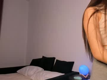 girl emilybatee image #3889914
