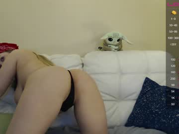 girl sofa_bunny image #3673587