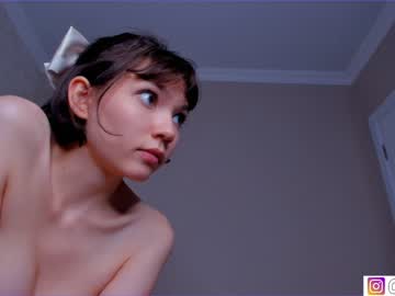 girl bzzzme image #4904319