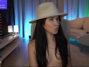 girl anniehillofficial_ image #5705769