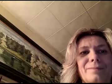 girl moon46x image #951587