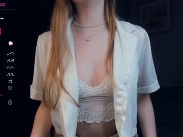 girl _magic_smile_ image #6723574