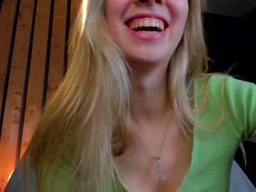 girl milablush image #6090161