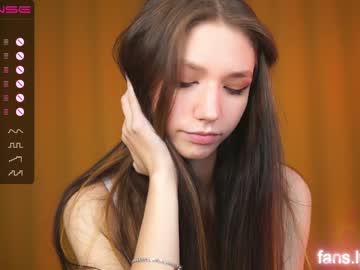 girl angels_kiss image #3072413