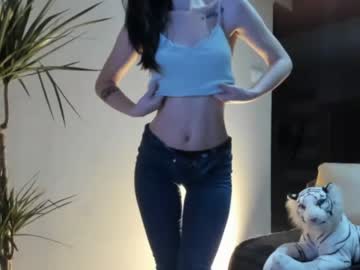 girl sofiaandwonderland image #2033789