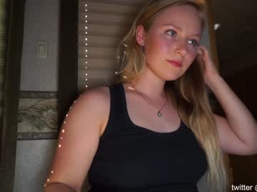 girl artesoft image #2595379