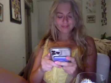 girl eyecandi7 image #2194872